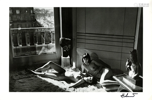 HELMUT NEWTON - Mannequins Reclining - Original vintage