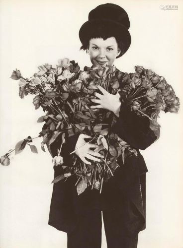 RICHARD AVEDON - Judy Garland with Roses - Original