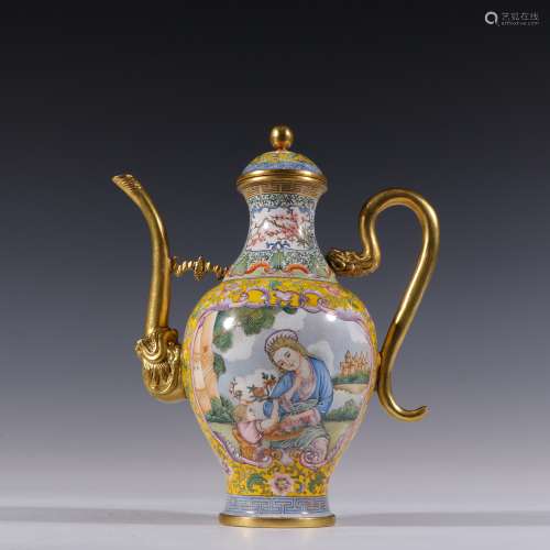 A QING DYNASTY QIANLONG GILDED PAINTED ENAMELLED WINE POT