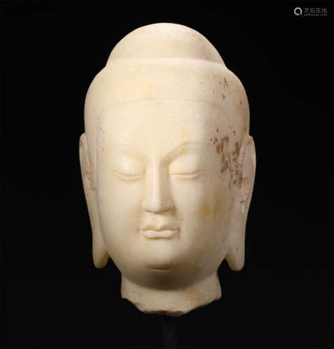 A NORTHERN QI WHITE MARBLE BUDDHA HEAD