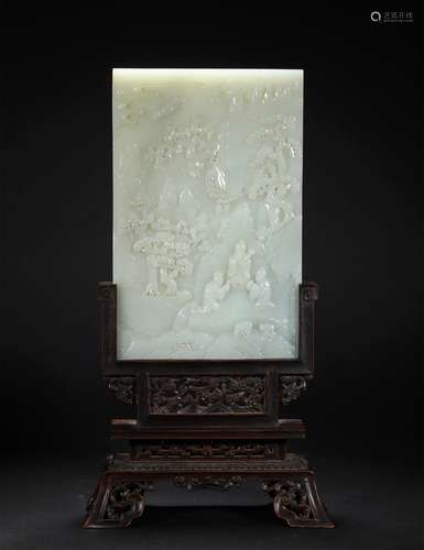 A QING DYNASTY WHITE JADE TABLE SCREEN