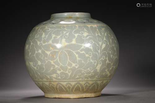 A SONG DYNASTY KOREA PROCELAIN JAR