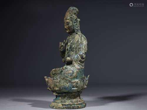 A LIAO DYNASTY BRONZE GILDING BUDDHA STATUE