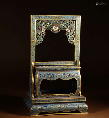 A QING DYNASTY QIANLONG CLOISONNE INTERLOCK BRANCH LOTUS PAT...