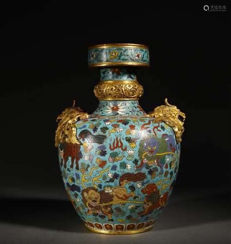 A MING DYNASTY GILDING CLOISONNE BEAST EARS BOTTLE