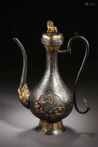 A QING DYNASTY GILDING HANDLED EWER POT