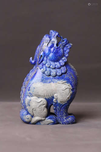 A Carved Beast Lapis Lazuli Figure Ornament