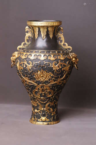 A Gilt Flower Pattern Double Beast Ear Bronze Vase