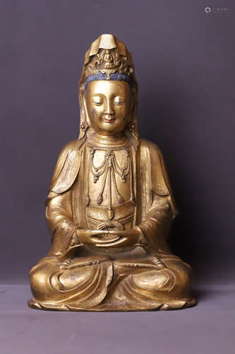 A Gilt Guanyin Bronze Figure Statue