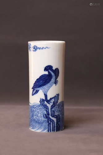 A Blue and White Drawing Eagle Porcelain Pen Holder