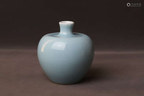 A Blue Glazed Porcelain Jar