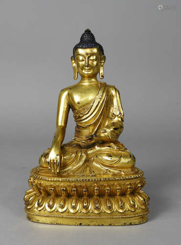 A Gilt Bronze Sitting Buddha Figure Statue