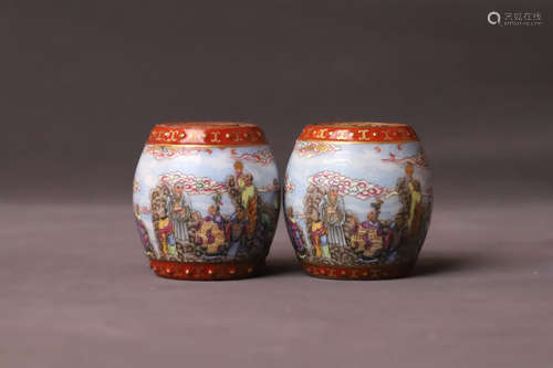 A Pair of Drawing Eighteen Arhats Porcelain Drum Ornament