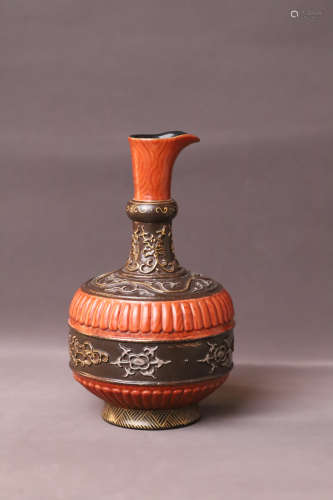 A Red Glazed Flower Pattern Porcelain Vase