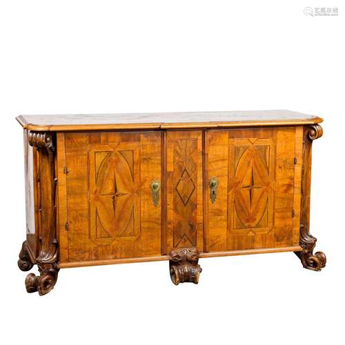 ITALIENISCHE ANRICHTE SOGENANNTE CREDENZA