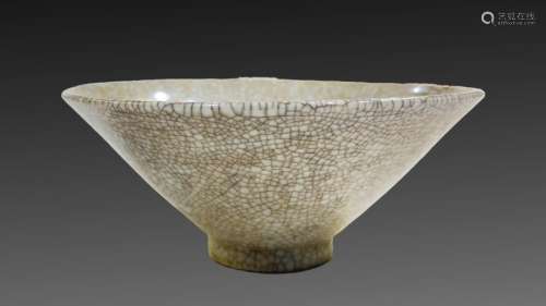Chinese Ge Crackle Bowl Yuan to Qing Dynasty