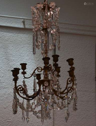 LUSTRE en bronze et pendeloques à neuf bras de lumière sur d...