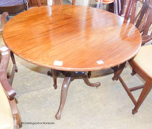 A George III circular mahogany tilt top breakfast table, dia...