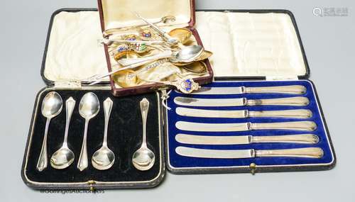 A cased set of 1920's silver teaspoons, a set of silver hand...