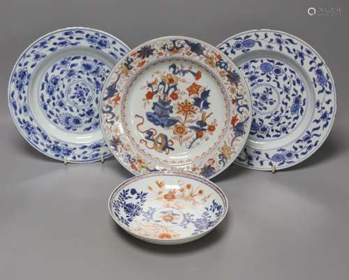 A pair of 18th century Chinese blue and white plates, togeth...