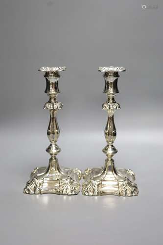 A pair of Walker & Hall silver plated candlesticks, height 2...