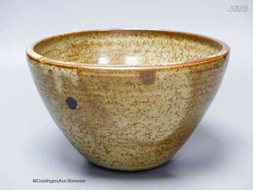 An Aylesford studio pottery bowl in David Leach style22cm di...