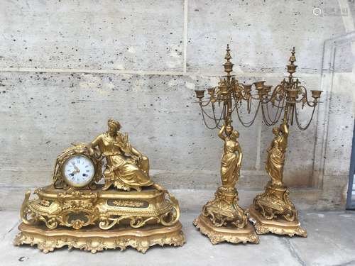 Garniture de cheminée en bronze ciselé et doré d'époque Napo...