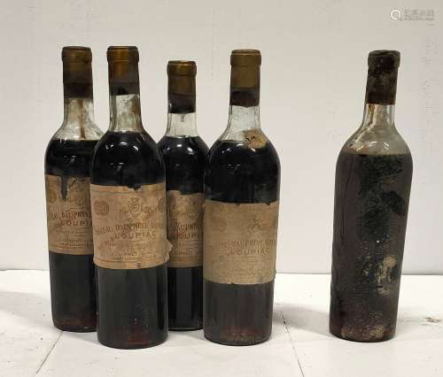 5 bouteilles 4 Château DAUPHINE RONDILLON - Loupiac, On y jo...