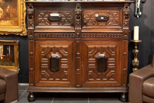 Superbe armoire à quatre portes du 17e siècle en chêne et éb...