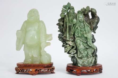 Lot van twee Chinese sculpturen in steen - hoogtes : 16,5 en...