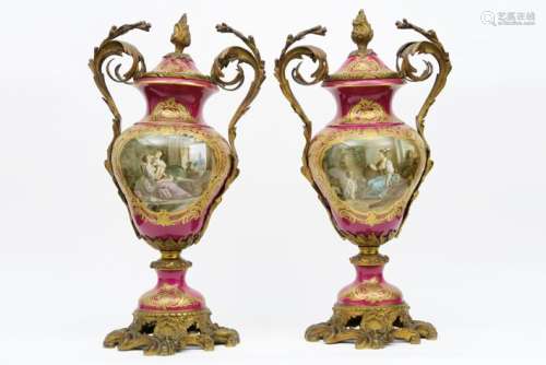 FRANCE - 19° EEUW paire de très grands vases anciens à couve...