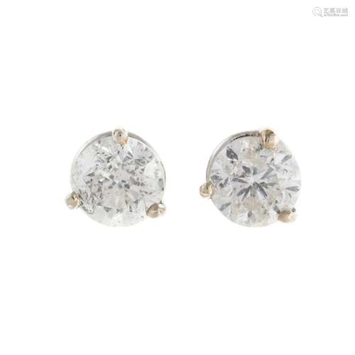 A Pair of 2.03 ctw Round Diamond Studs in 14K