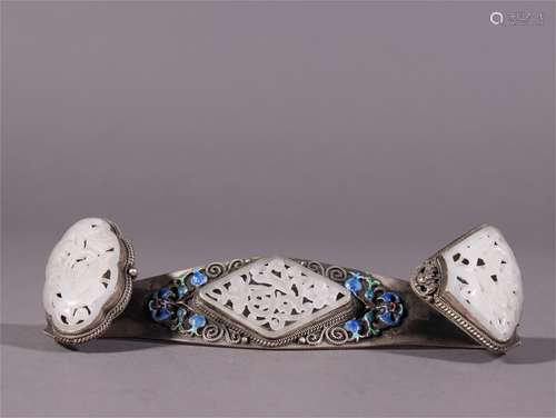 A Silver Ruyi with Jade Inlaid