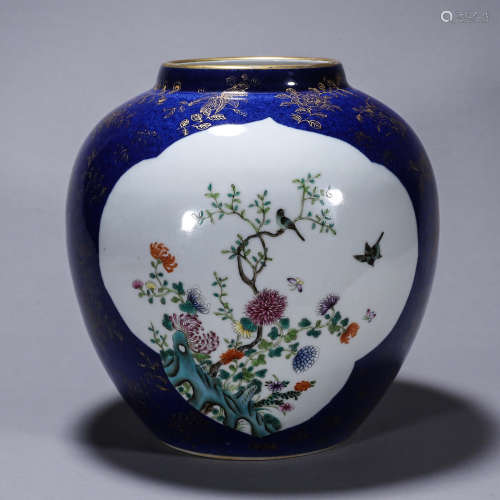 A blue glazed famille rose flower porcelain jar