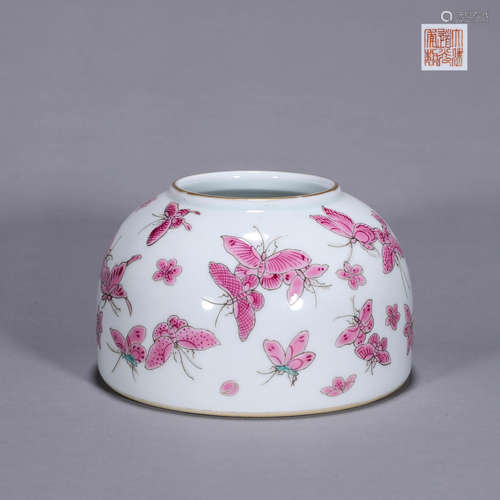 A famille rose flower and butterfly porcelain water pot