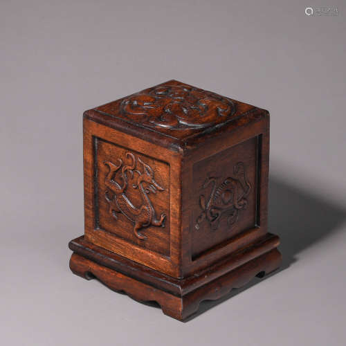 A dragon patterned rosewood box
