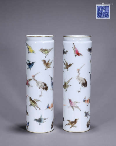 A pair of famille rose bird porcelain vases