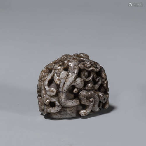 A tiger patterned jade carved ornament