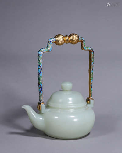 A Hetian jade gilding copper loop-handled pot