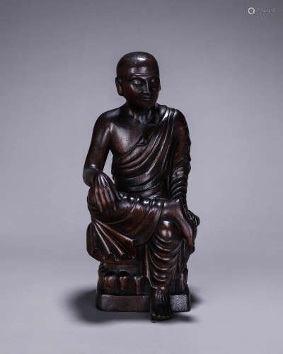 An aloeswood Sakyamuni buddha statuette