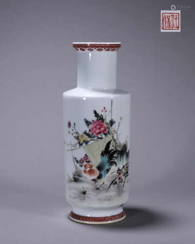 A colored rooster porcelain vase