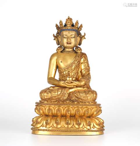 Fine Chinese Gilt Bronze Buddha Figure