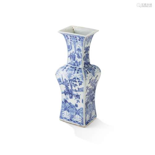 BLUE AND WHITE SQUARE-SECTIONED VASE QING DYNASTY, 1…