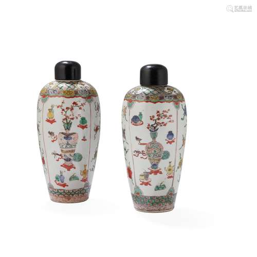 PAIR OF WUCAI 'BOGU' VASES QING DYNASTY, 18TH-19TH