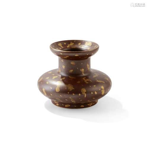 SMALL SIMULATED BRONZE GOLD-SPLASHED VASE QIANLONG …