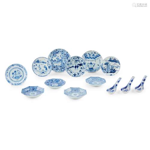 GROUP OF THIRTEEN BLUE AND WHITE WARES