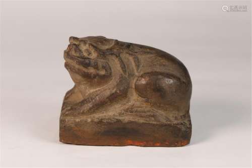 A DUAN STONE CARVED BEAST SEAL