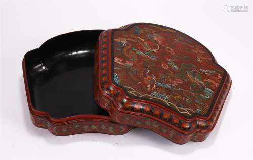 A POLYCHROME LACQUERED DRAGON BOX AND COVER