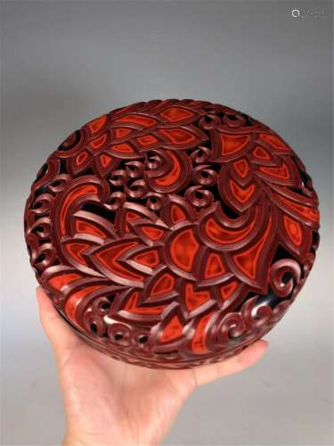 A CHINESE TIXI LACQUER ROUND LIDDED BOX