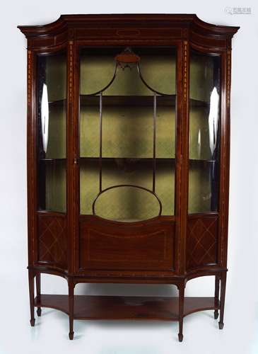 EDWARDIAN SHERATON MAHOGANY DISPLAY CABINET